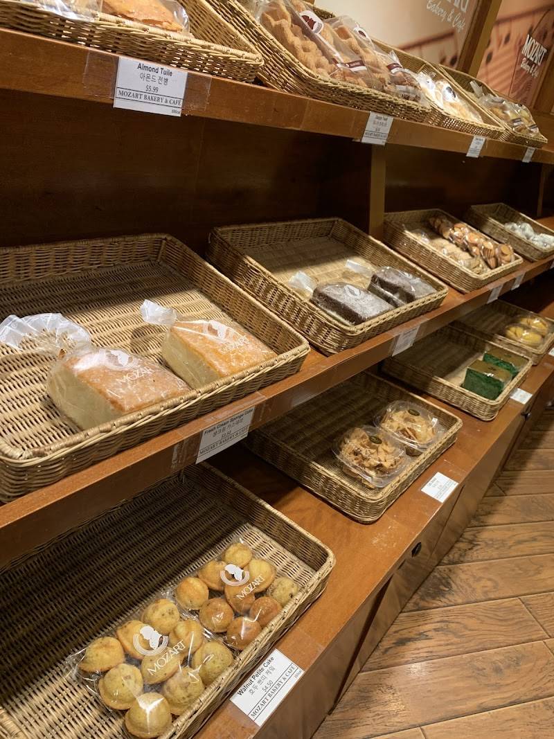 Mozart Bakery