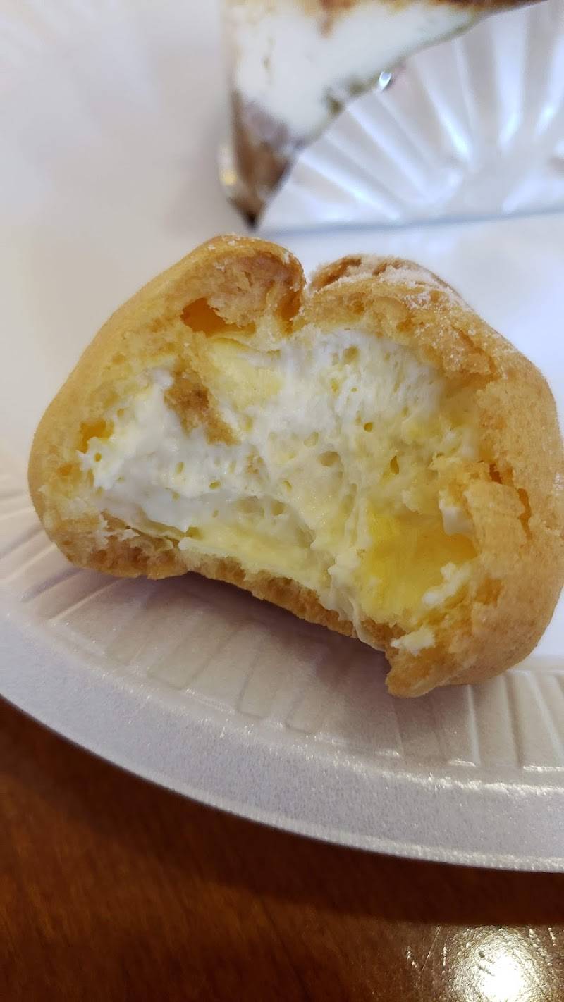 Mozart Bakery